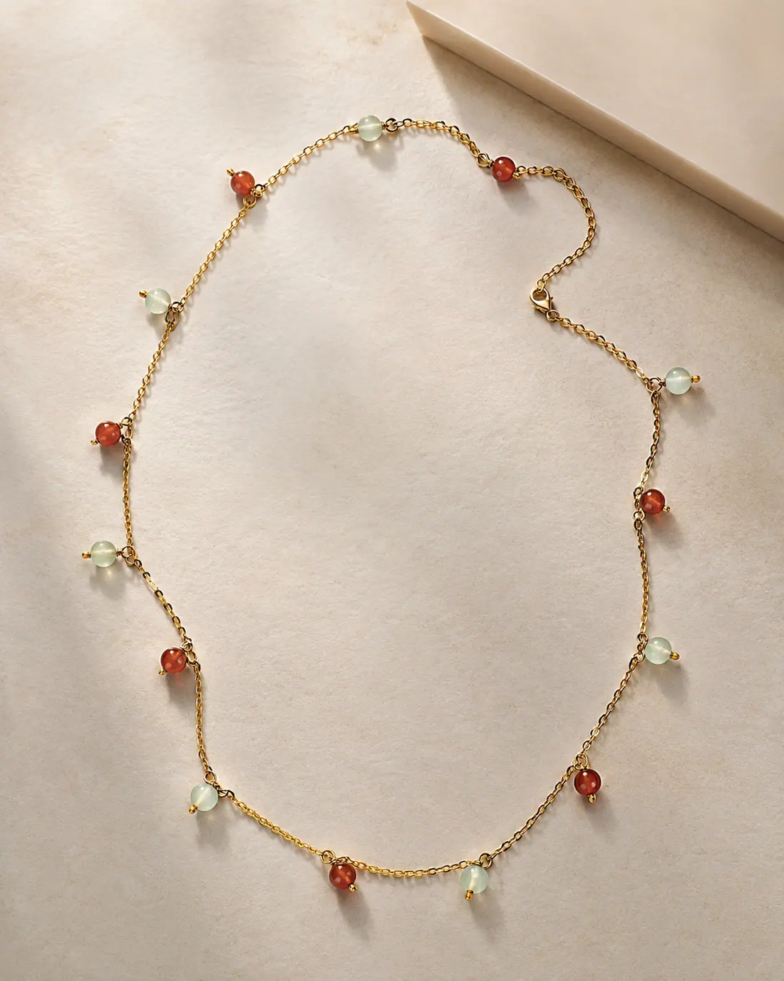 Collier CV0001