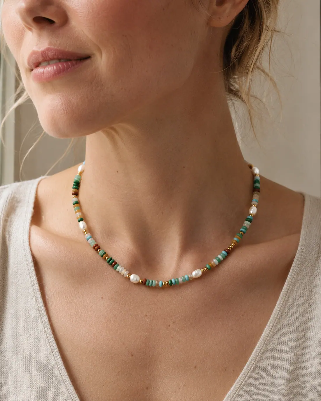 Collier NE0003 porté
