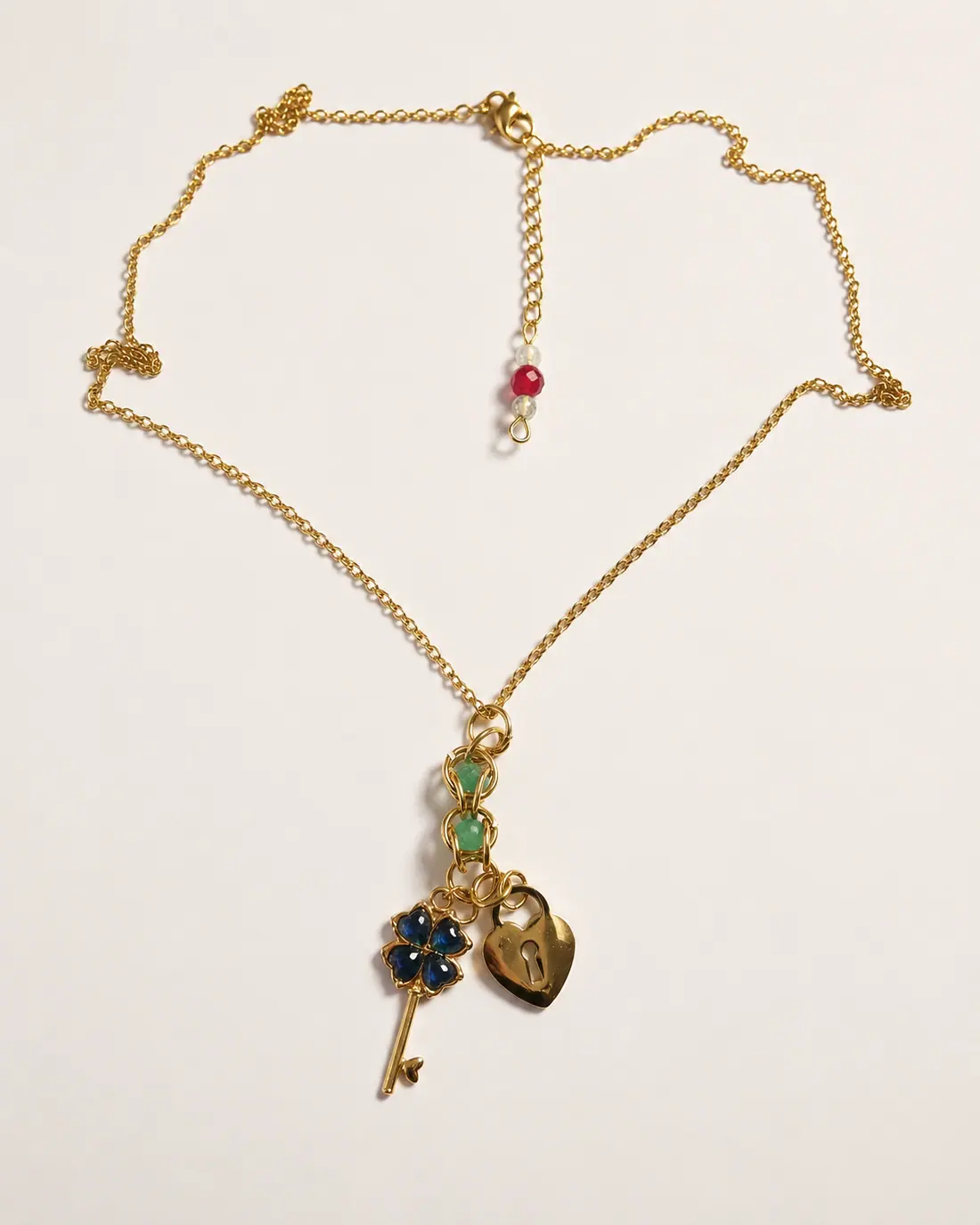 Collier NE0005