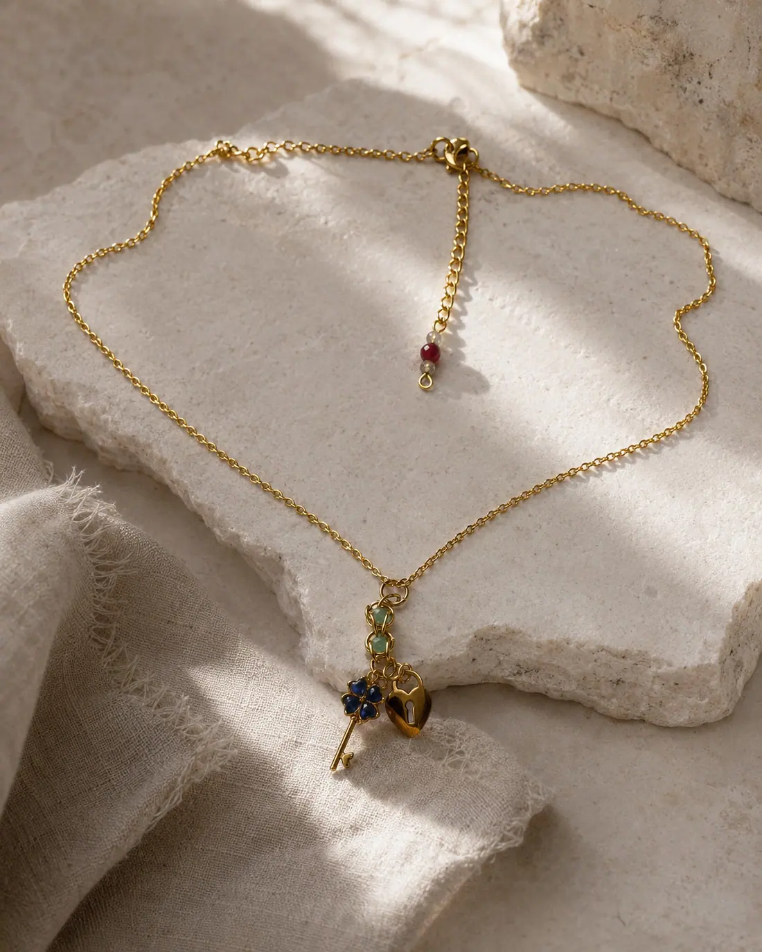 Collier NE0005