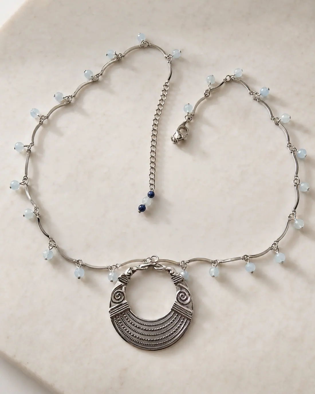 Collier NE0007