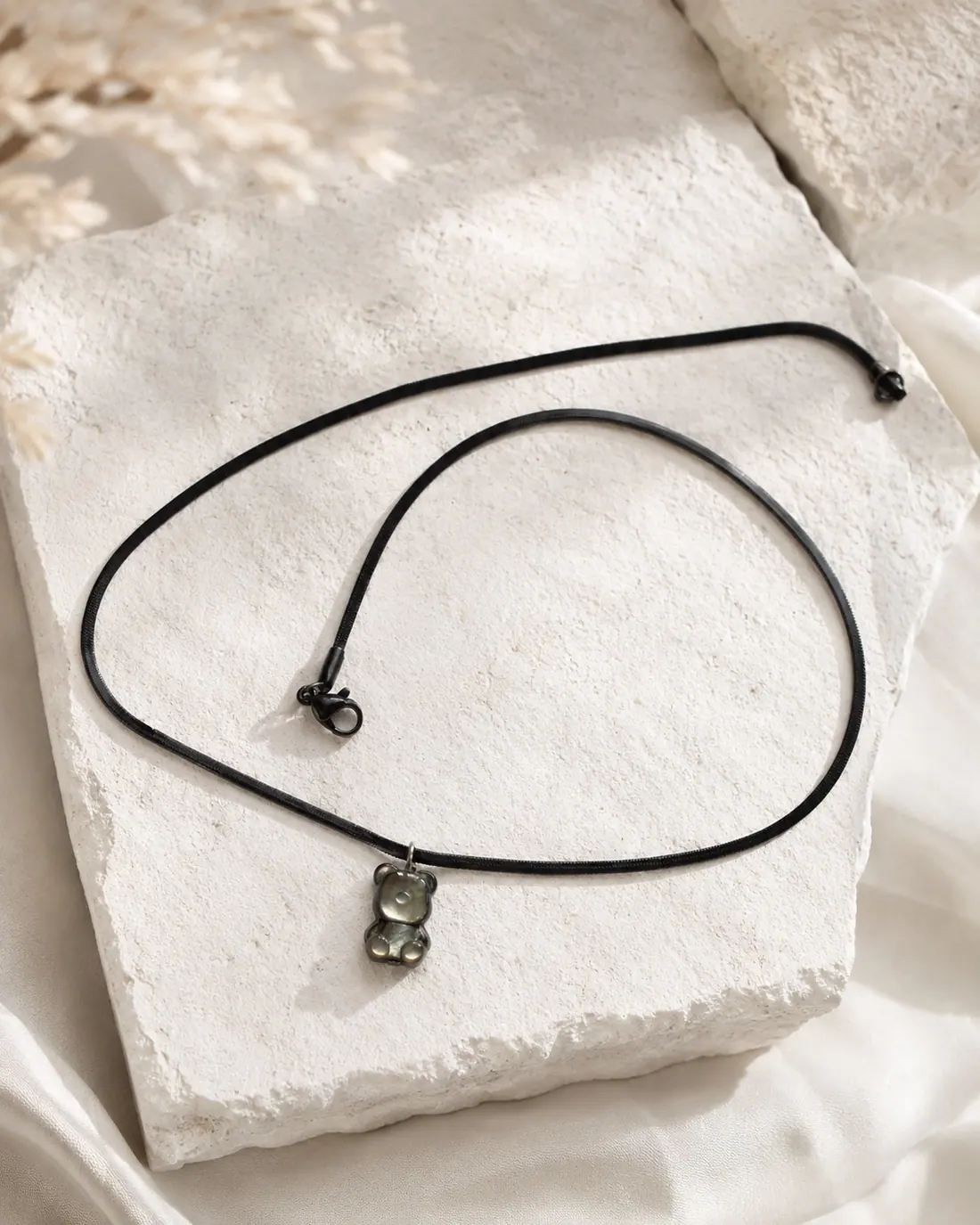 Collier NE0008