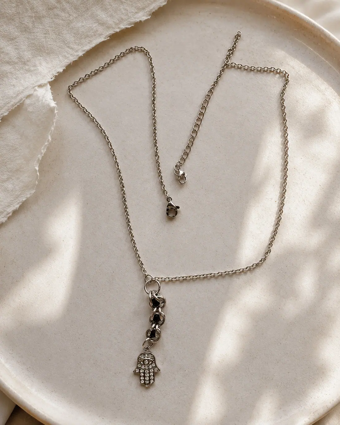 Collier NE0009