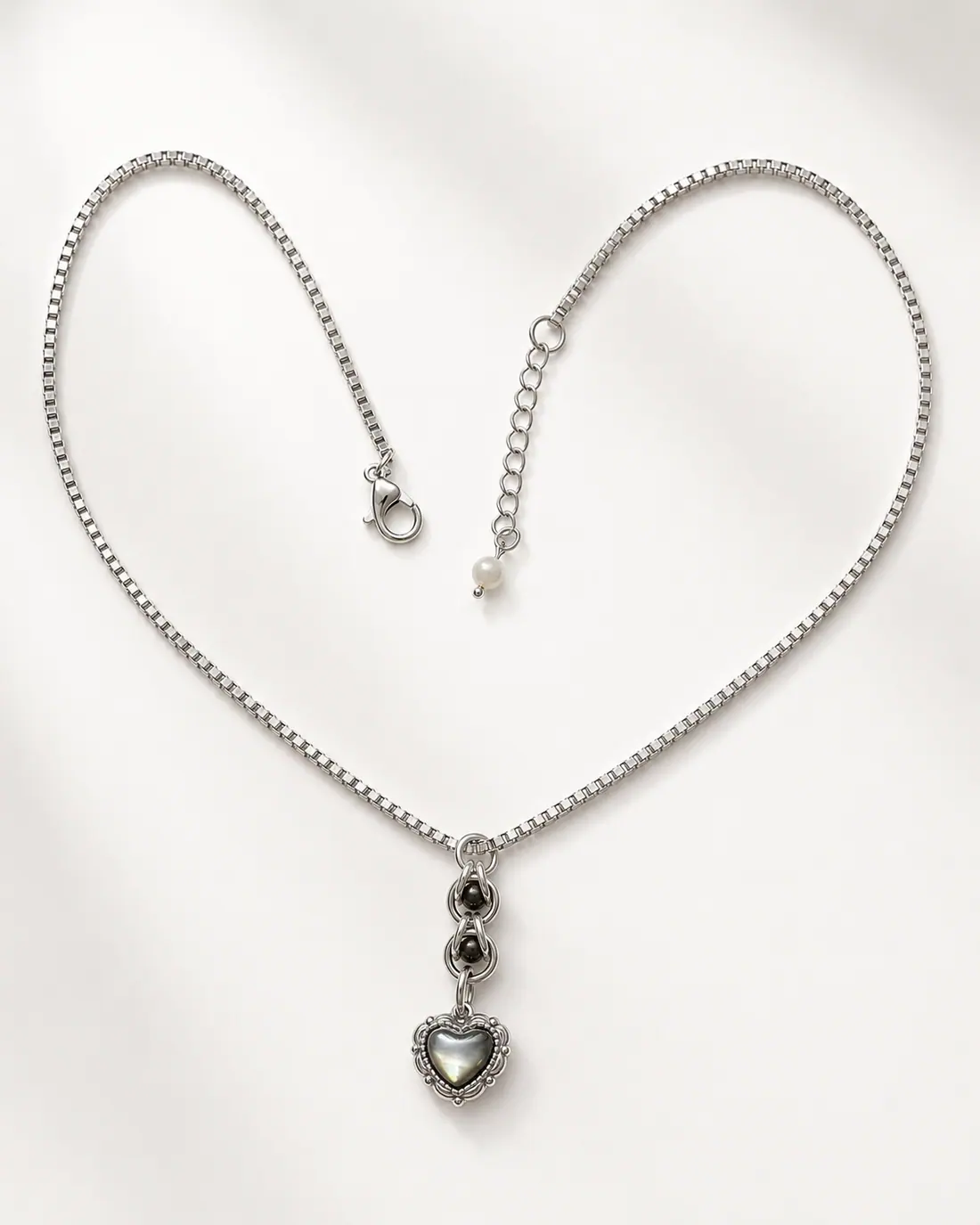 Collier NE0010