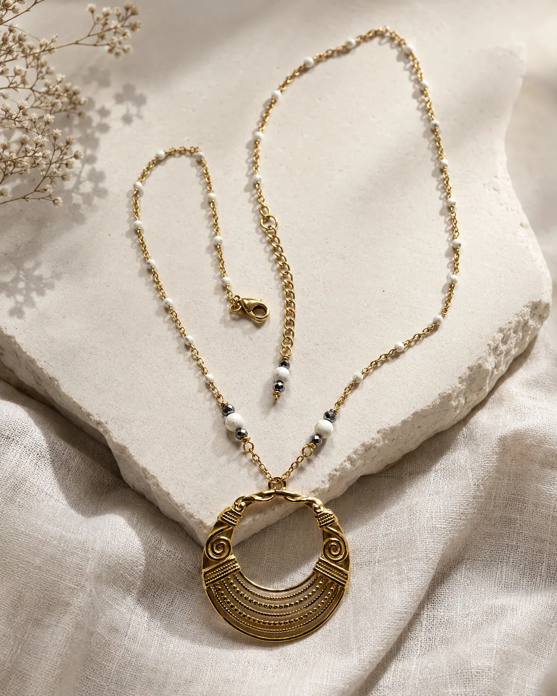 Collier NE0011