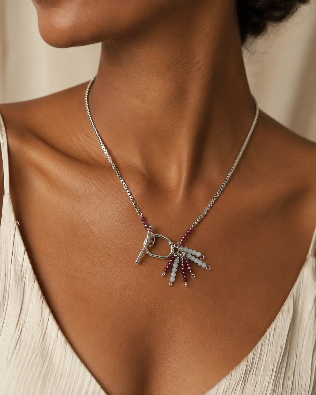 Collier NE0014 porté