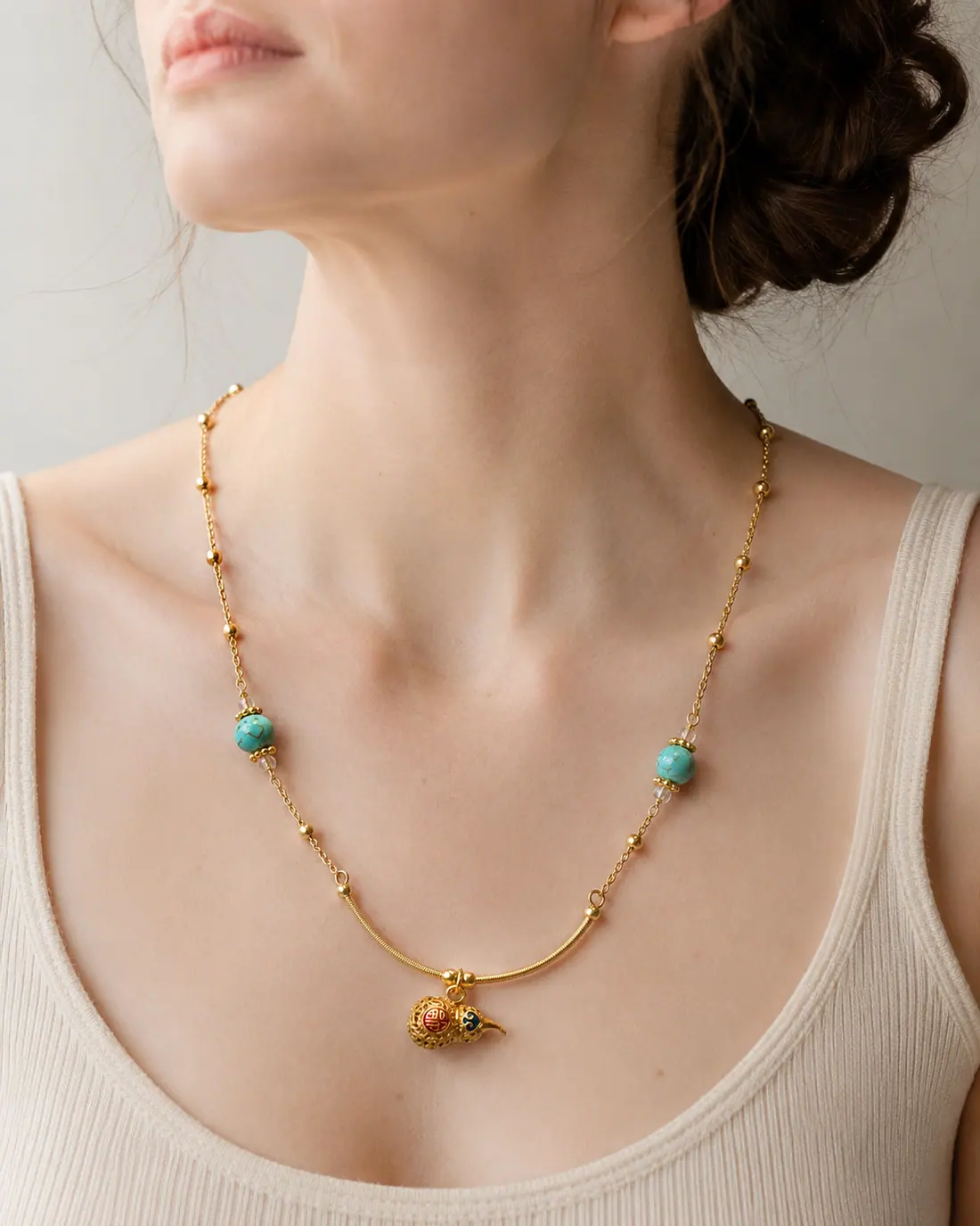 Collier NE0015 porté