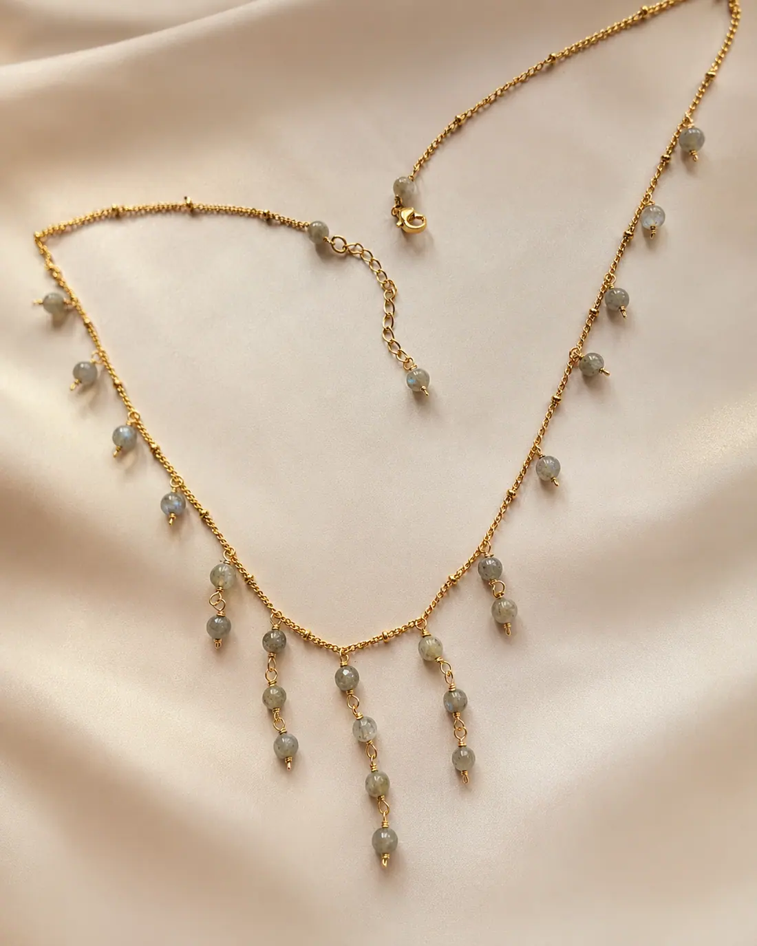 Collier NE0019