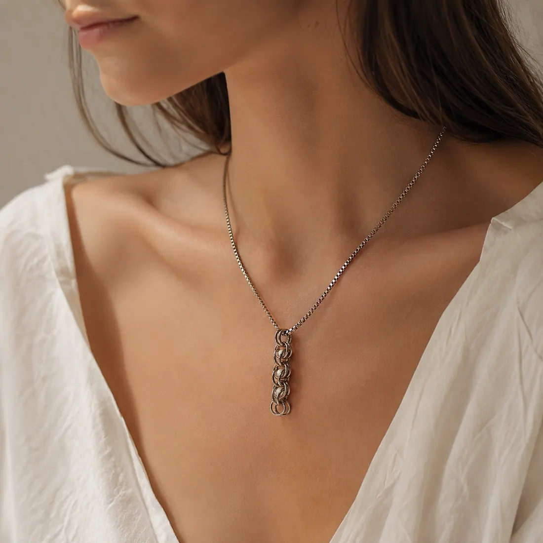 Collier NE0036 porté
